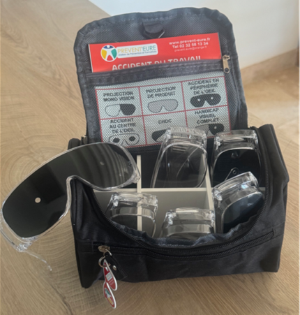 lunettes simulation accidents de travail aux yeux