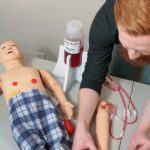 Simulateur de soins infirmiers PEDIATRIQUES – Image 2