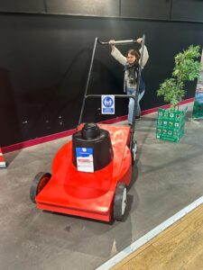 MAISON GEANTE TONDEUSE